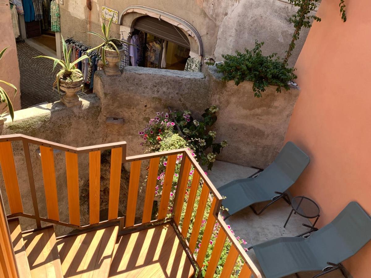 Albergo Ristorante Montebaldo 리몬네술가르다 외부 사진