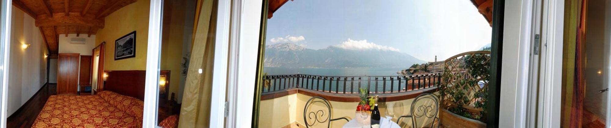 Albergo Ristorante Montebaldo 리몬네술가르다 객실 사진