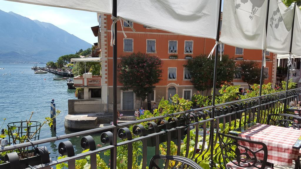 Albergo Ristorante Montebaldo 리몬네술가르다 외부 사진